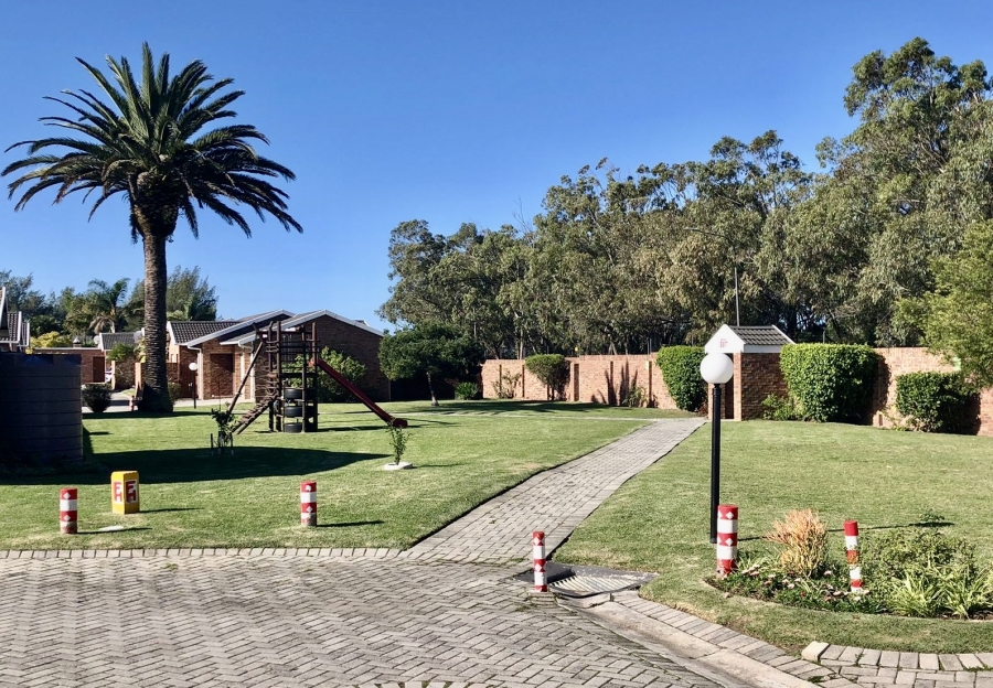 3 Bedroom Property for Sale in Sherwood Eastern Cape